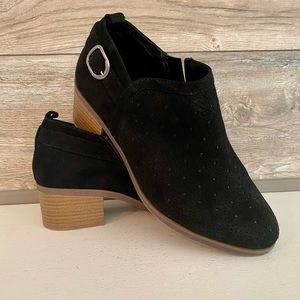 NWOT Sonoma Black Suede Leather ankle shoes women’s 10
